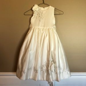 Joan Calabrese flower girl dress & basket